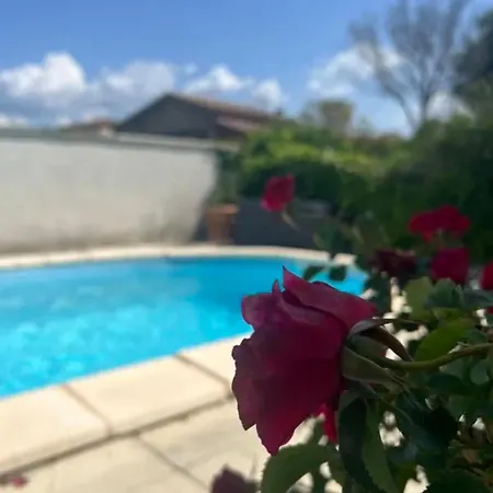 En Coeur Air-conditioned House With Garden And Swimming Pool